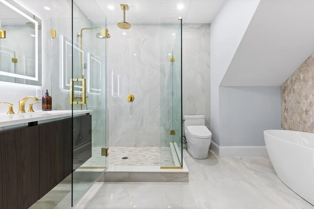 32 Pearl St, Dorchester