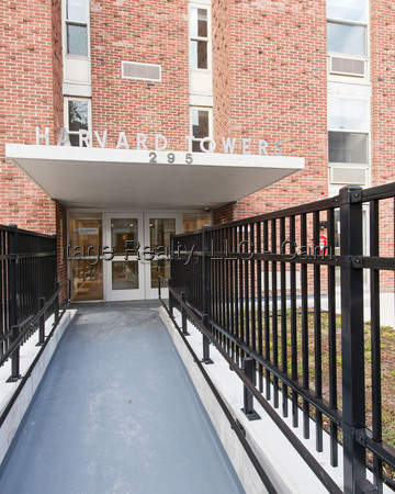 1 bed, 1 bath apartment for rent at 295 Harvard St Unit 1011, Central Square — photo 7 of 12