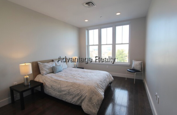 434 Mcgrath Highway, Prospect Hill