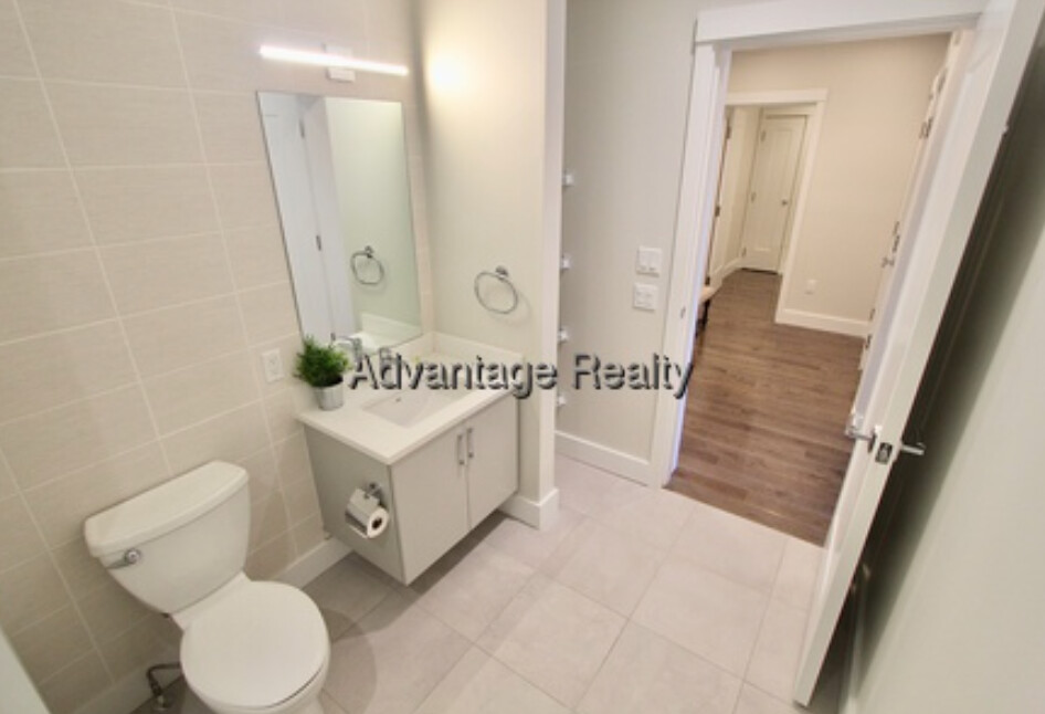 434 Mcgrath Highway, Prospect Hill