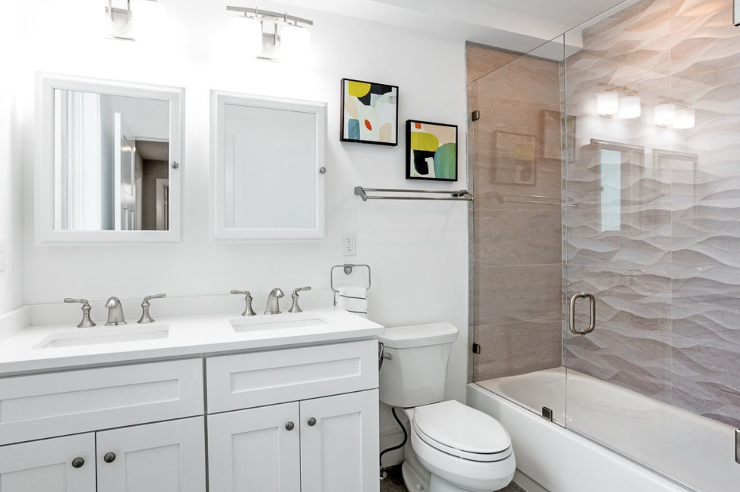 261 Washington St, Ward Two