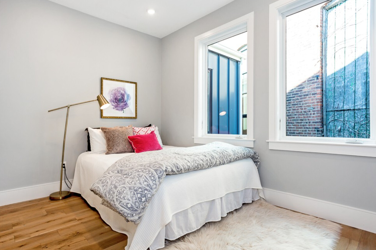 261 Washington St, Ward Two