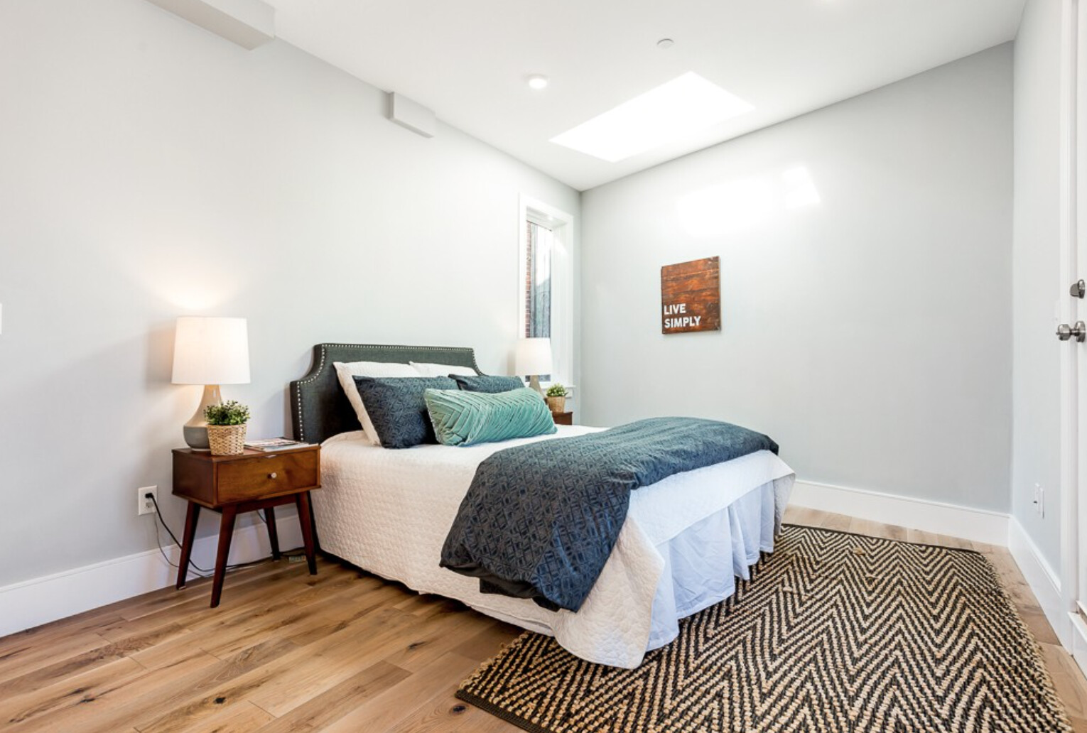 261 Washington St, Ward Two