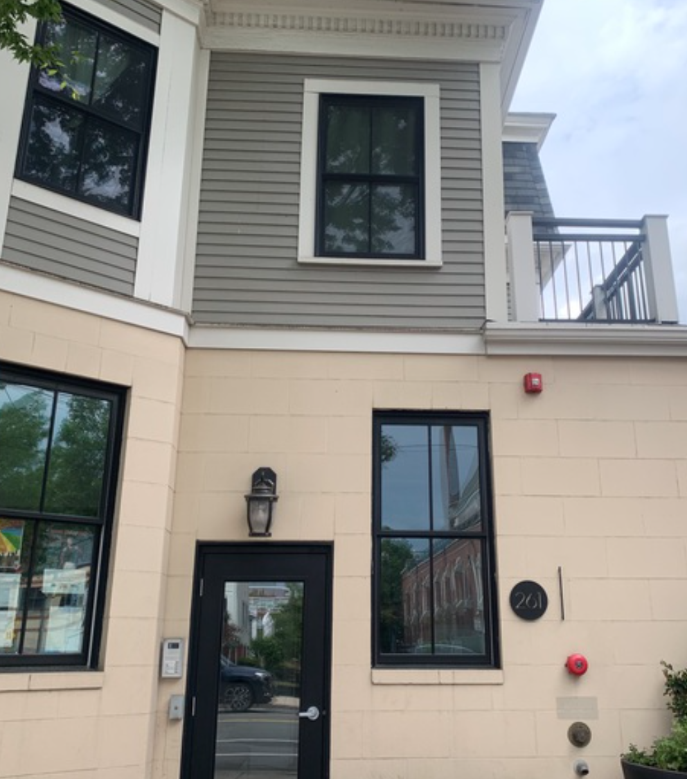 261 Washington St, Ward Two