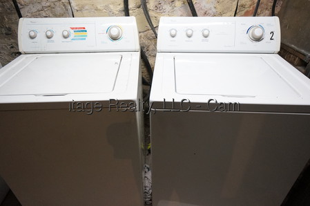 22 Pleasant Ave, Prospect Hill