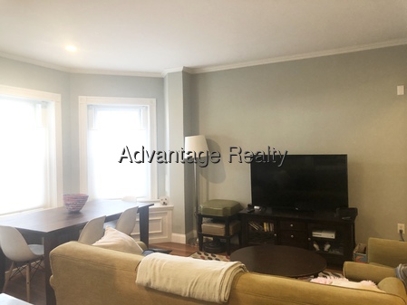 55 Magazine St, Cambridgeport