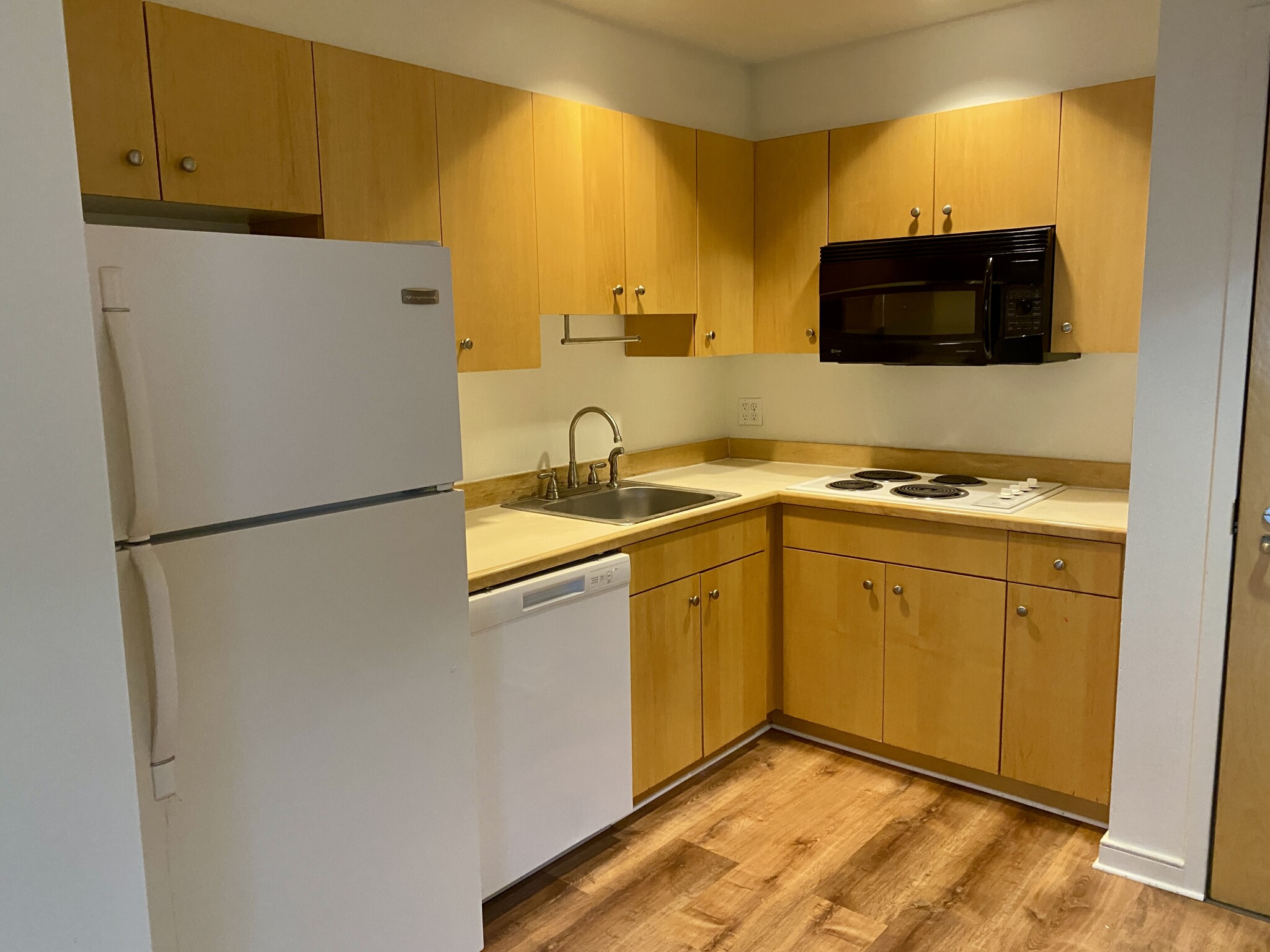 132 Tremont St, Downtown