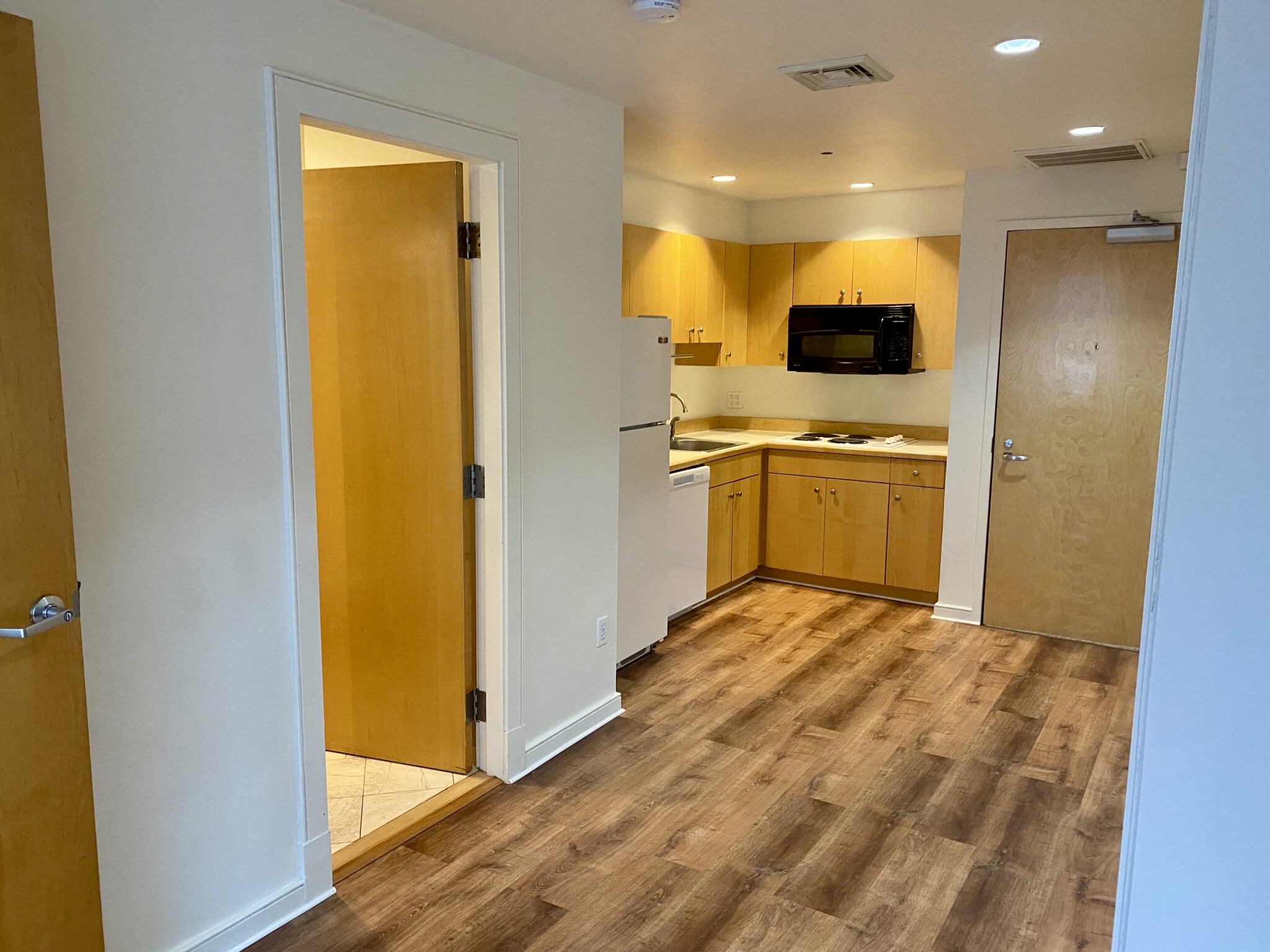 132 Tremont St, Downtown