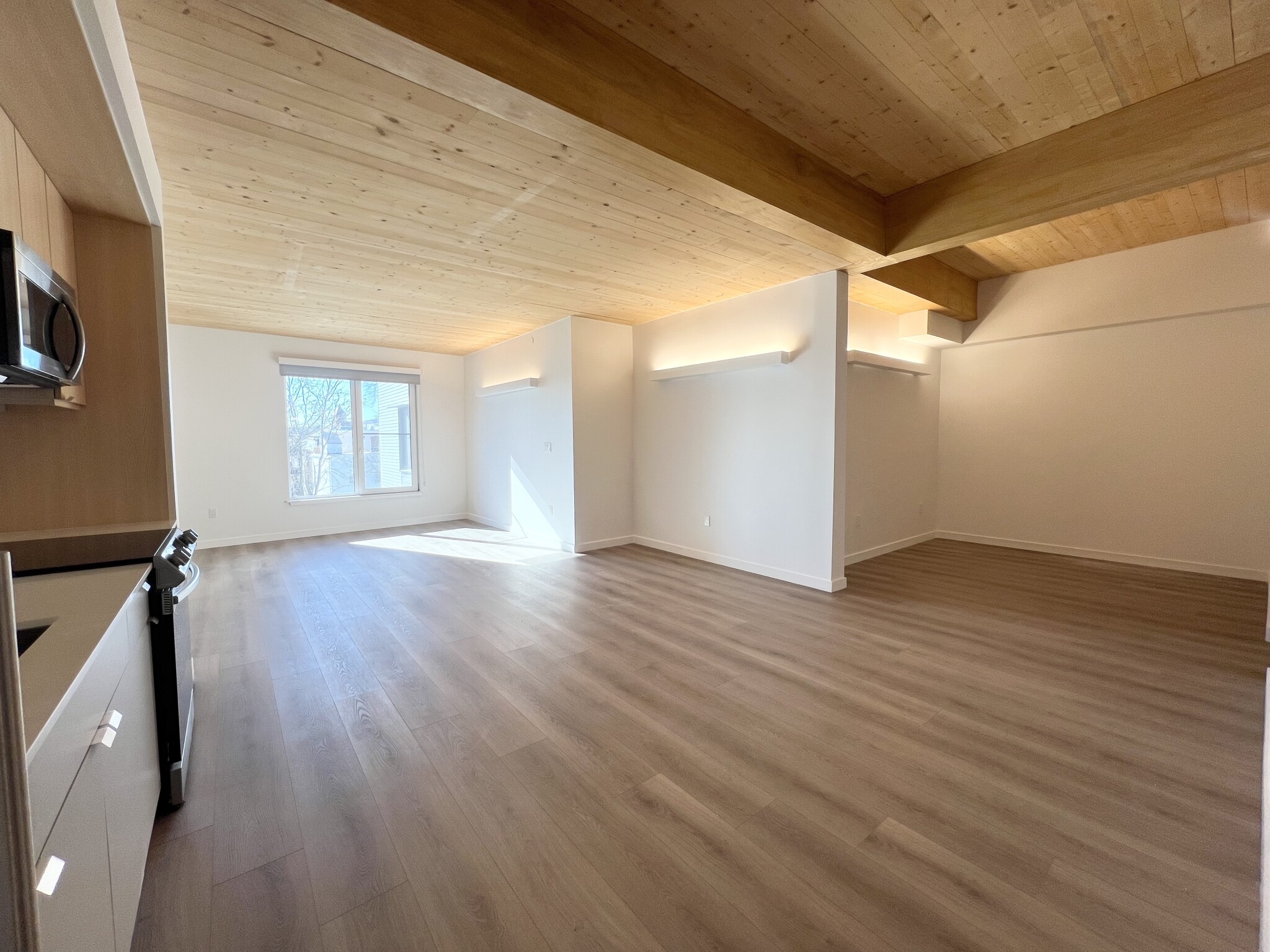 154 Broadway, East Somerville