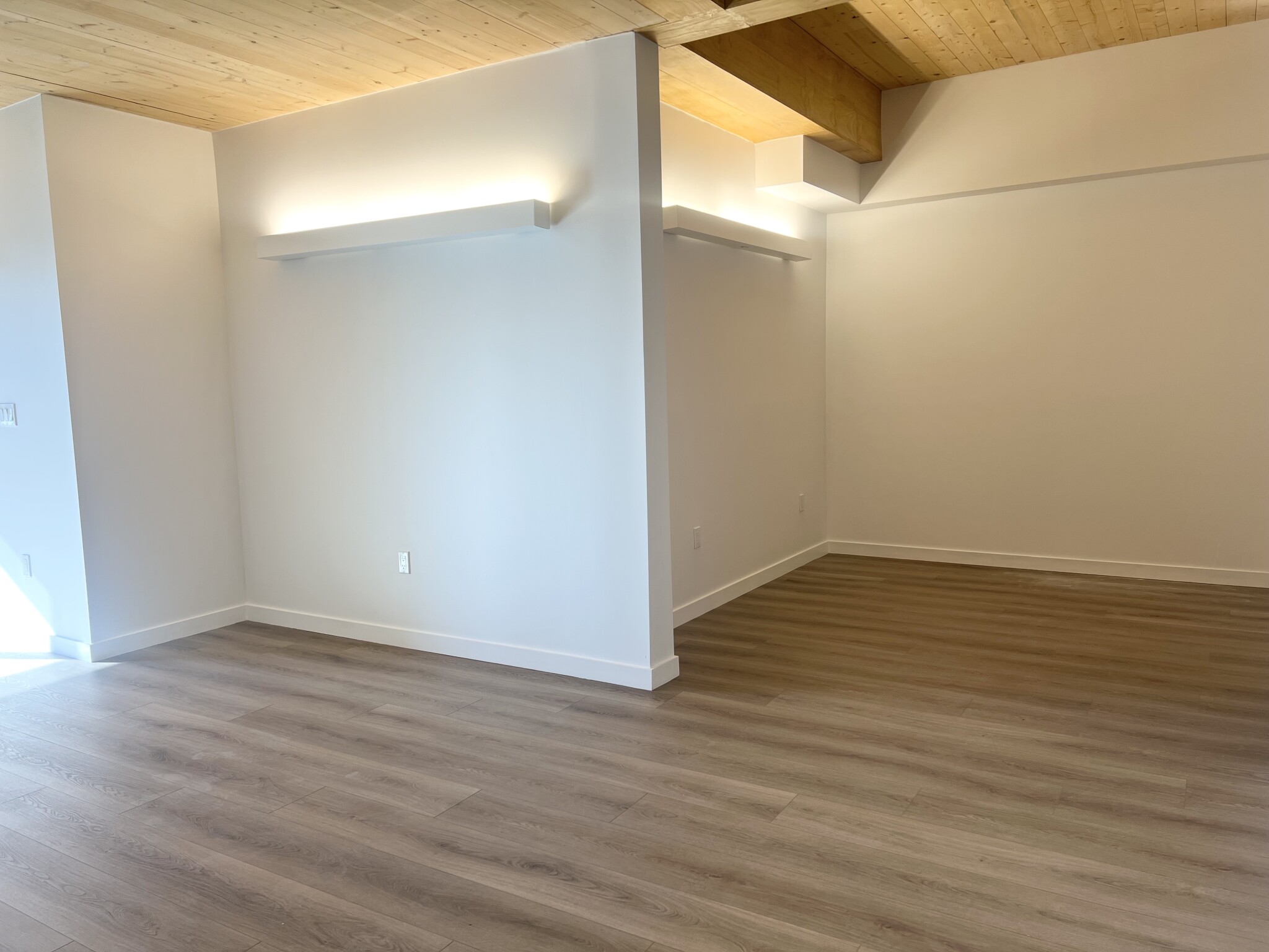 154 Broadway, East Somerville