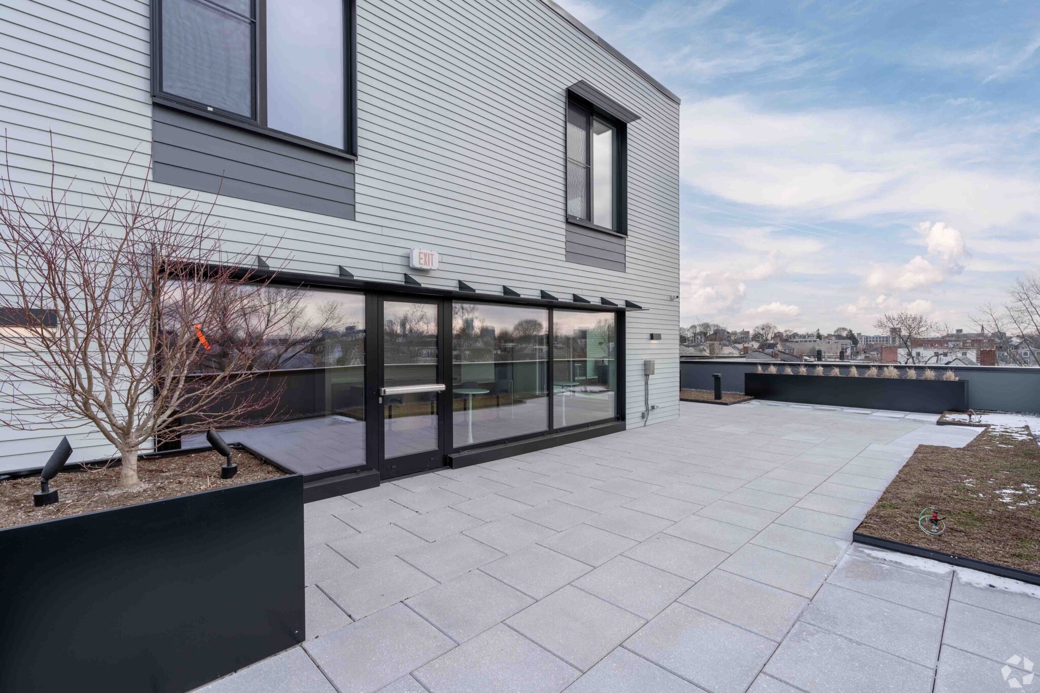 154 Broadway, East Somerville