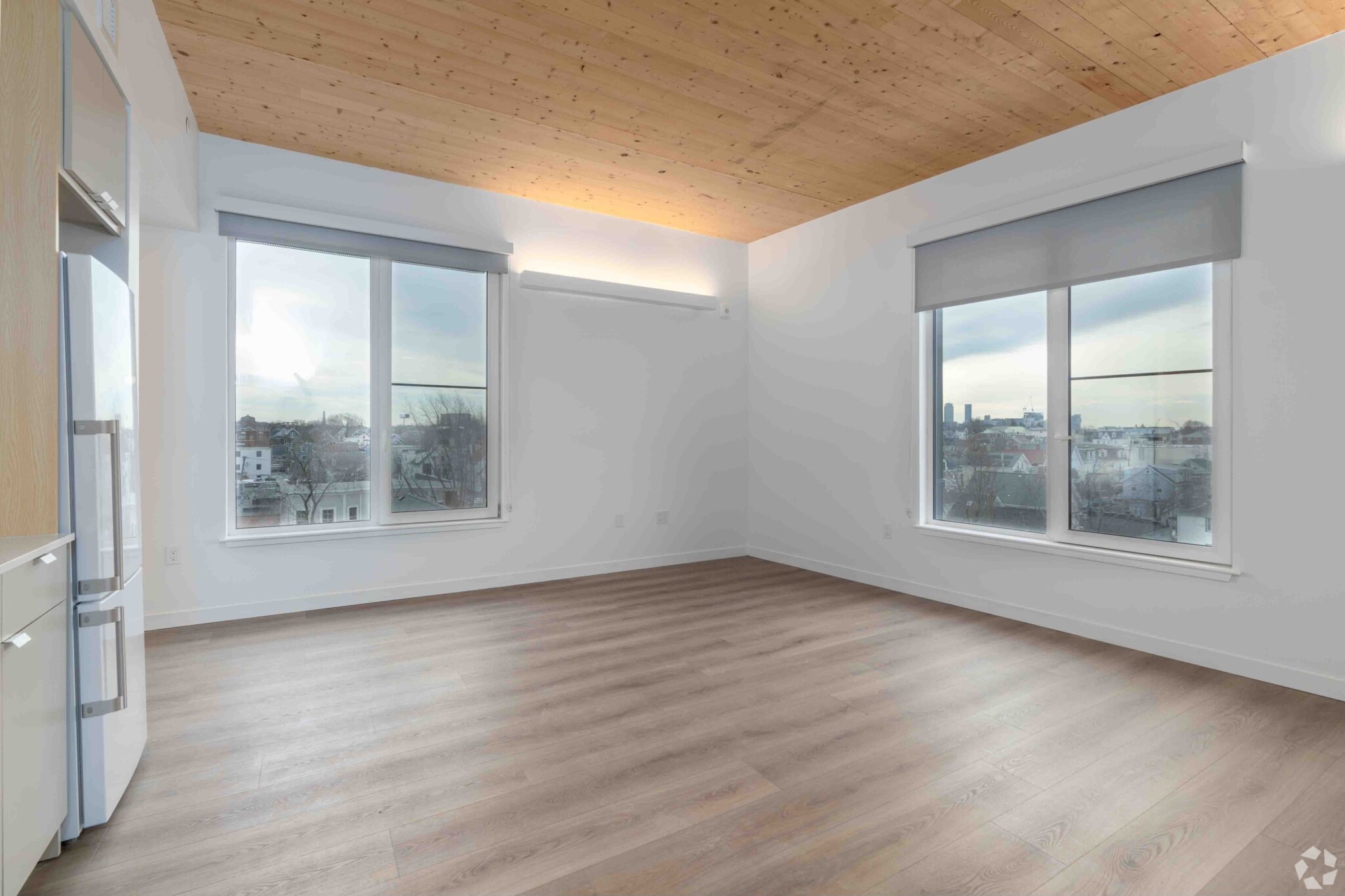 154 Broadway, East Somerville