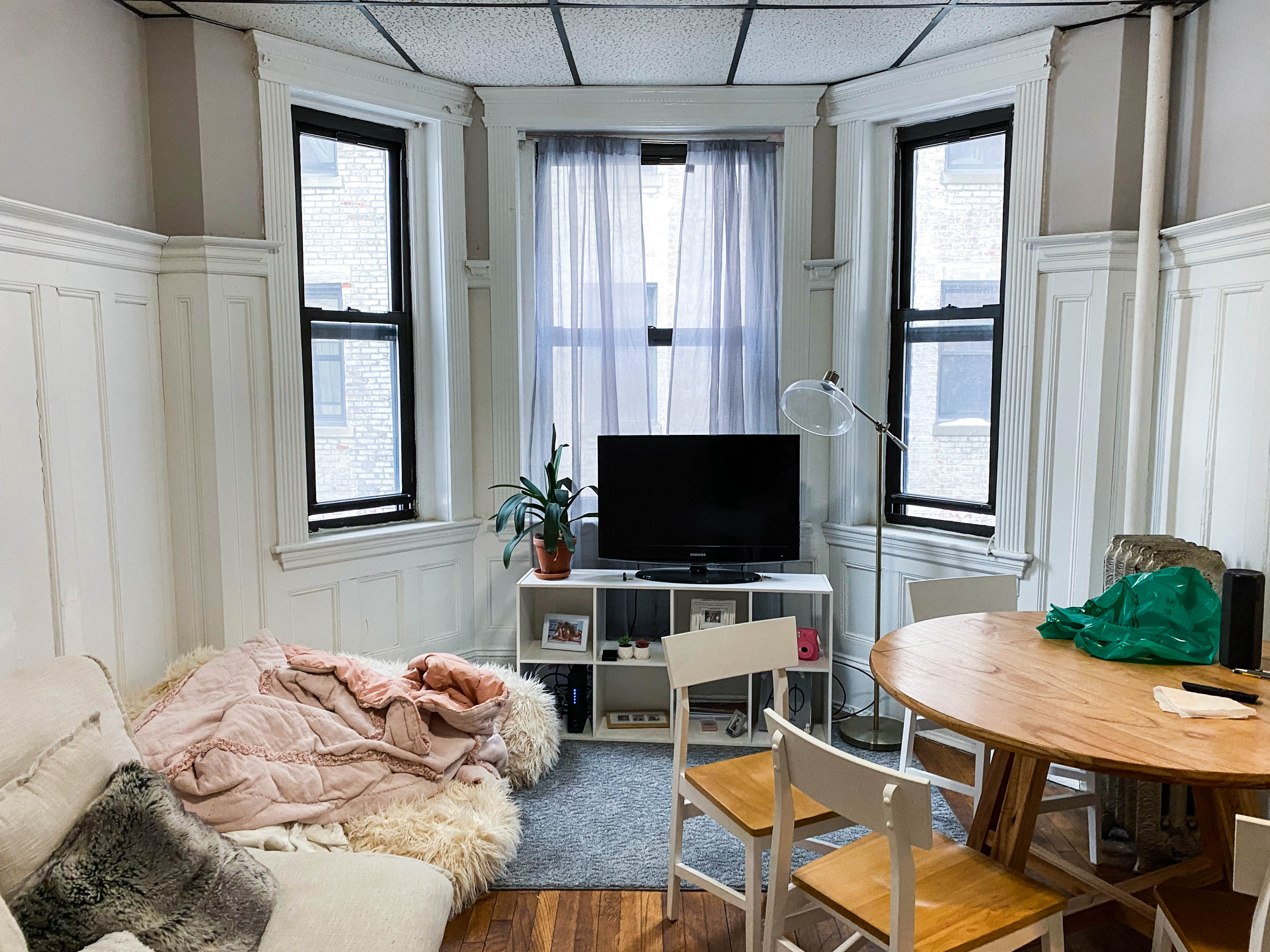 2 bed, 1 bath apartment for rent at 1056 Commonwealth Ave Unit 19, Allston — photo 2 of 8