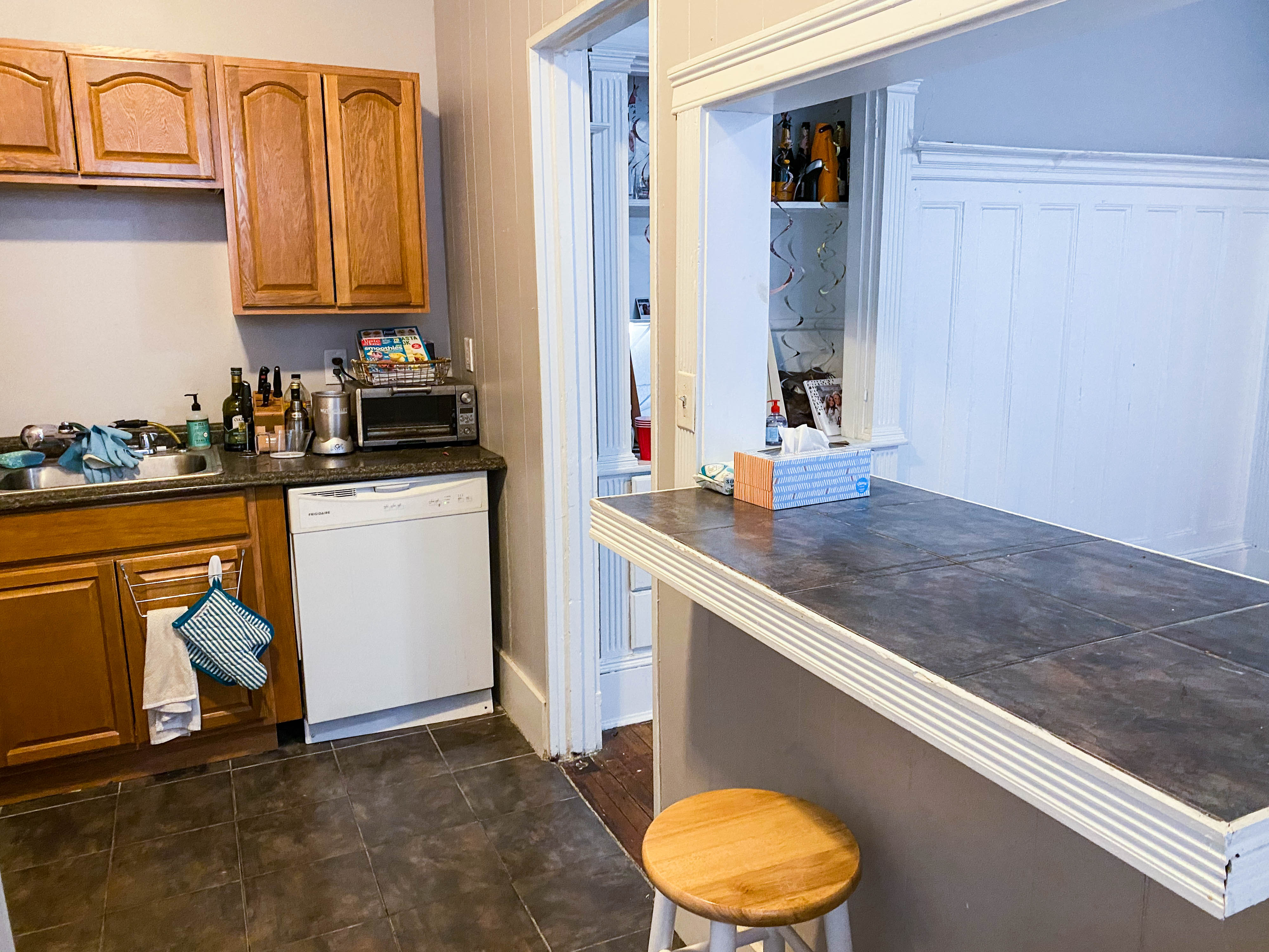 2 bed, 1 bath apartment for rent at 1056 Commonwealth Ave Unit 19, Allston — photo 5 of 8