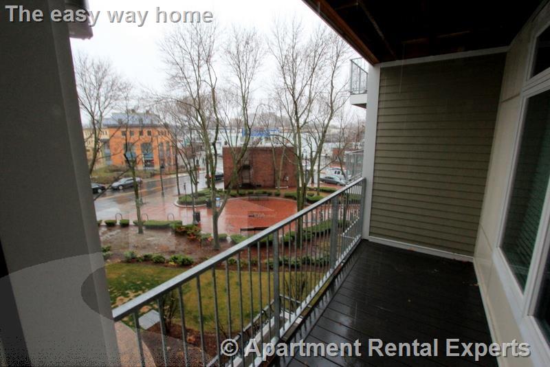 7 Cameron Ave, Davis Square