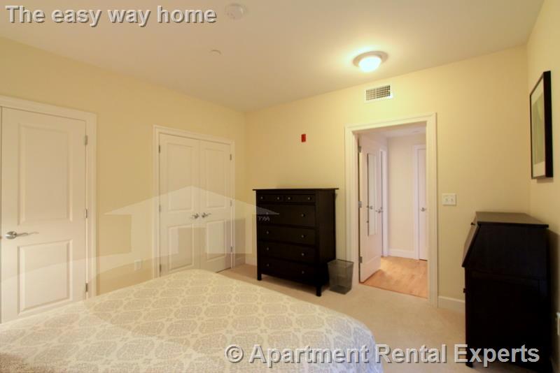 7 Cameron Ave, Davis Square