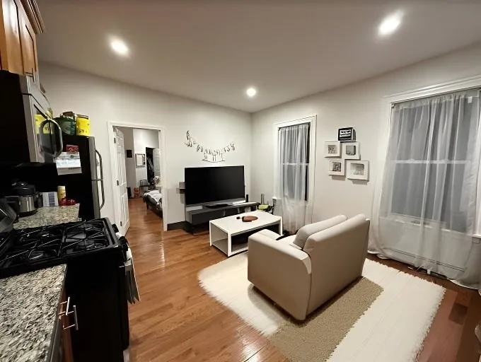 147 Meridian St, East Boston