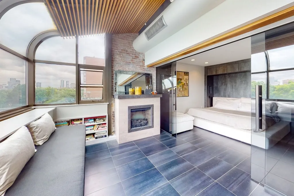 270 Beacon St, Back Bay