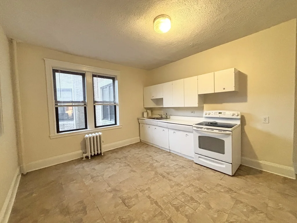 122 Babcock St, Coolidge Corner