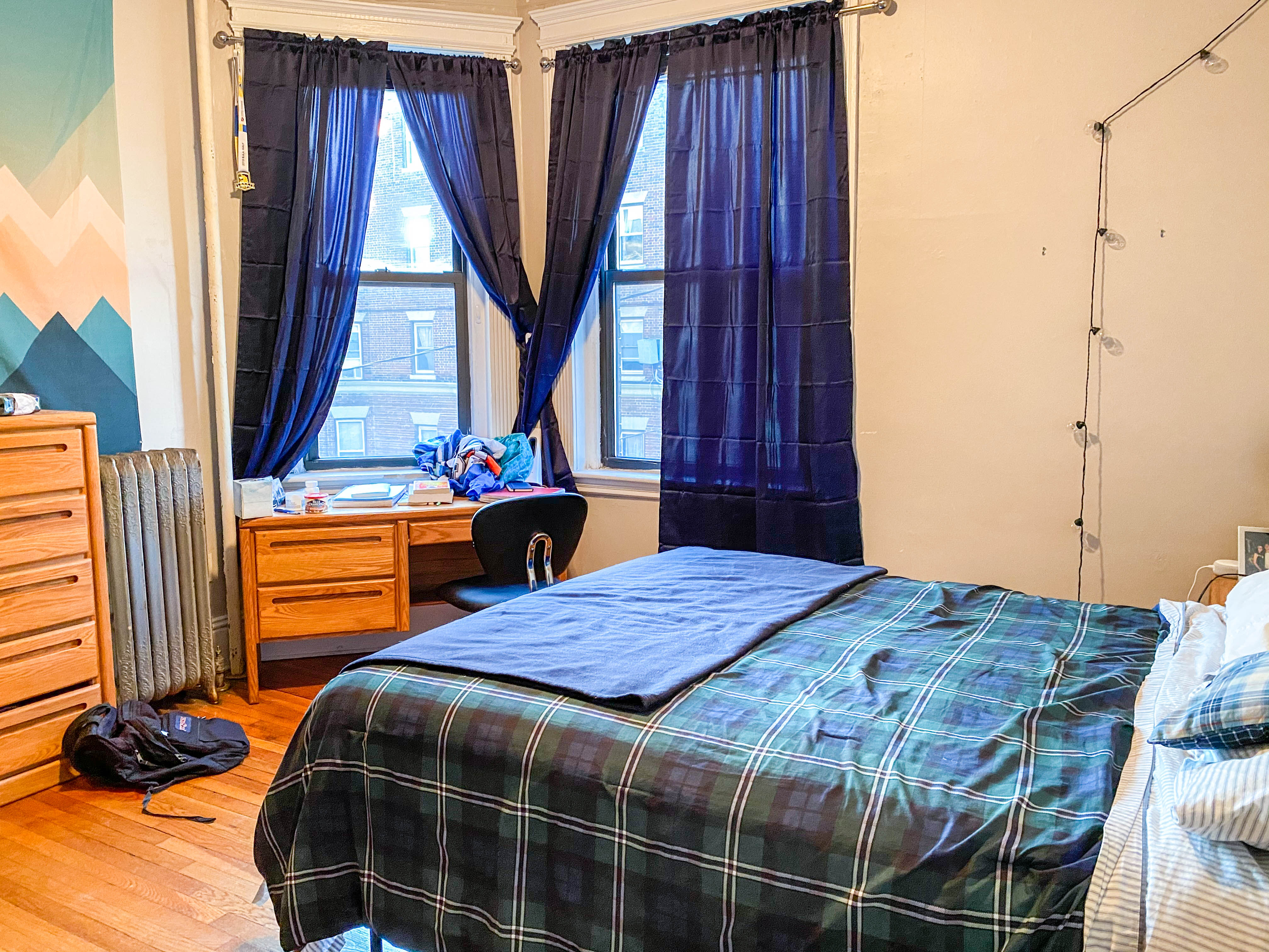 3 bed, 1 bath apartment for rent at 1066 Commonwealth Ave Unit 19, Allston — photo 6 of 6