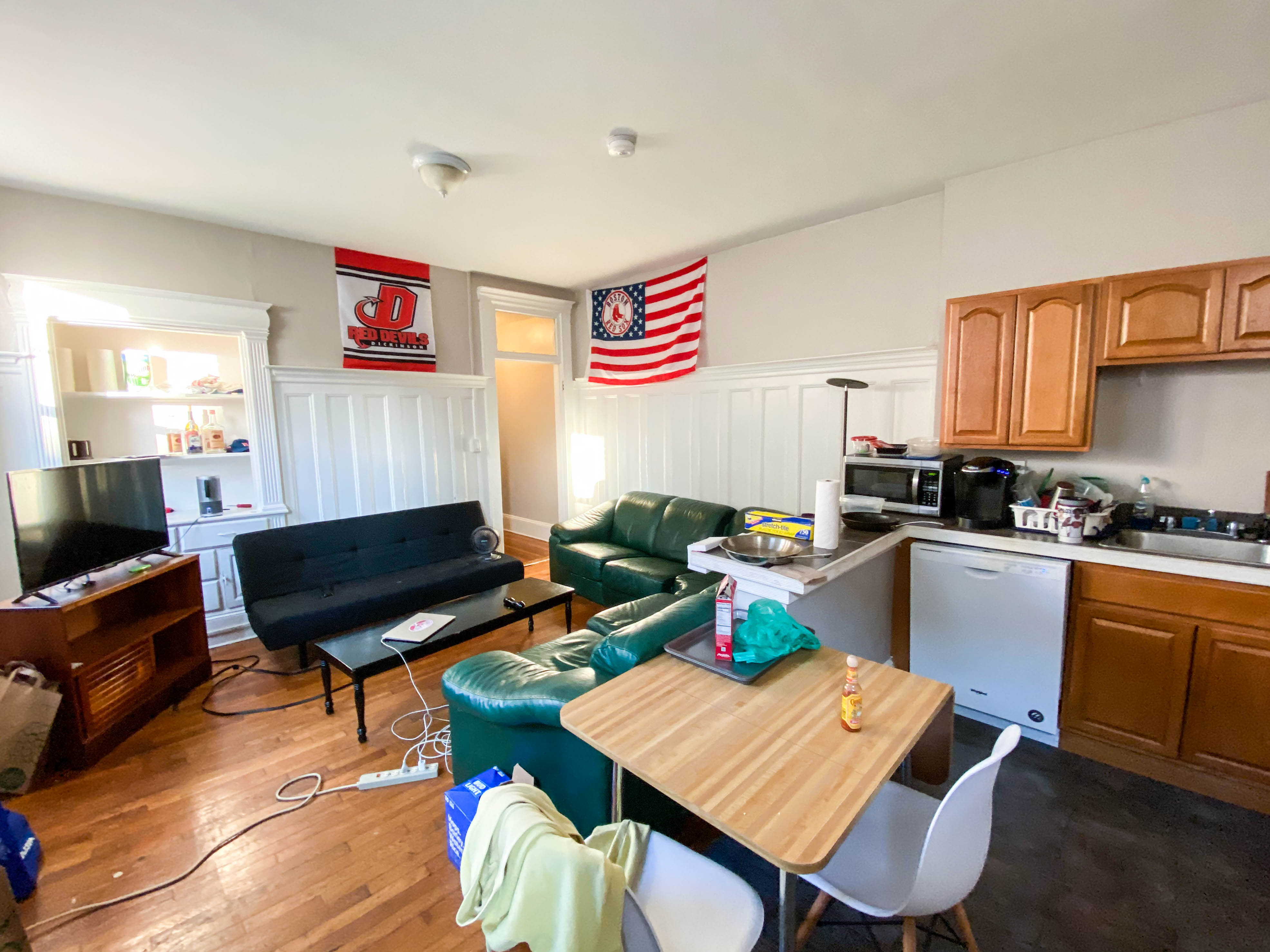 3 bed, 1 bath apartment for rent at 1066 Commonwealth Ave Unit 19, Allston — photo 4 of 6