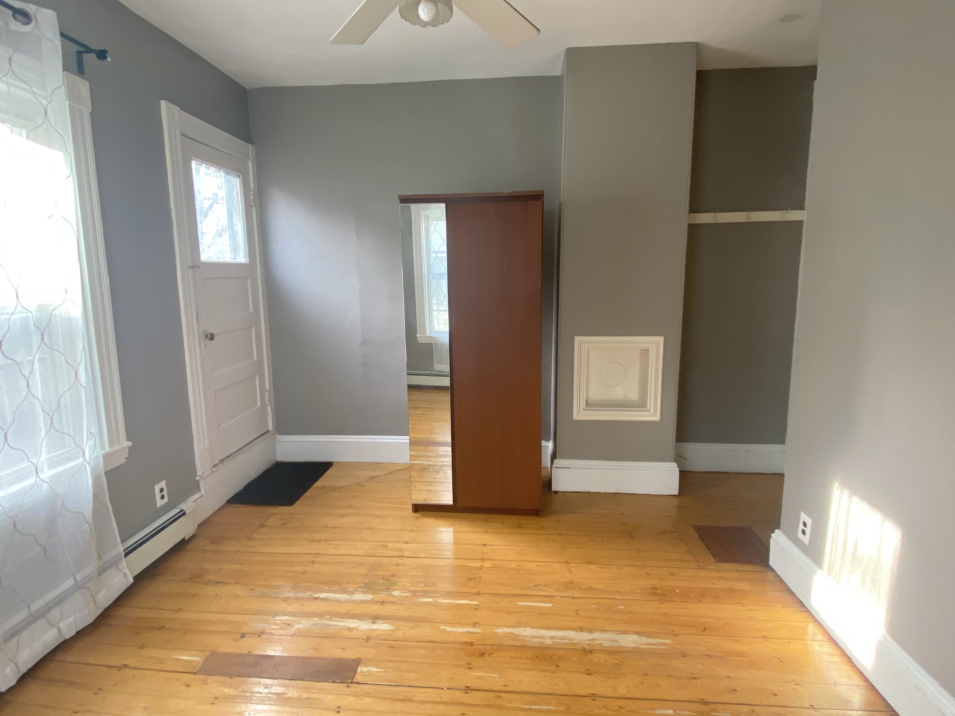 7 bed, 3 bath apartment for rent at 608 Cambridge St Unit 1, Allston — photo 6 of 9