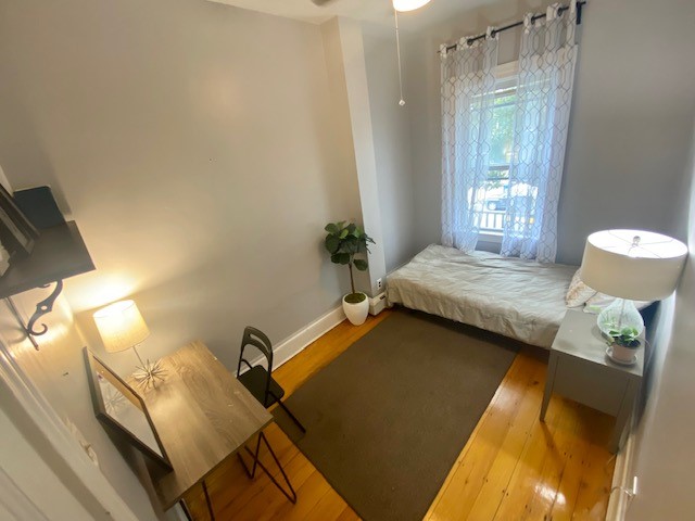 7 bed, 3 bath apartment for rent at 608 Cambridge St Unit 1, Allston — photo 7 of 9