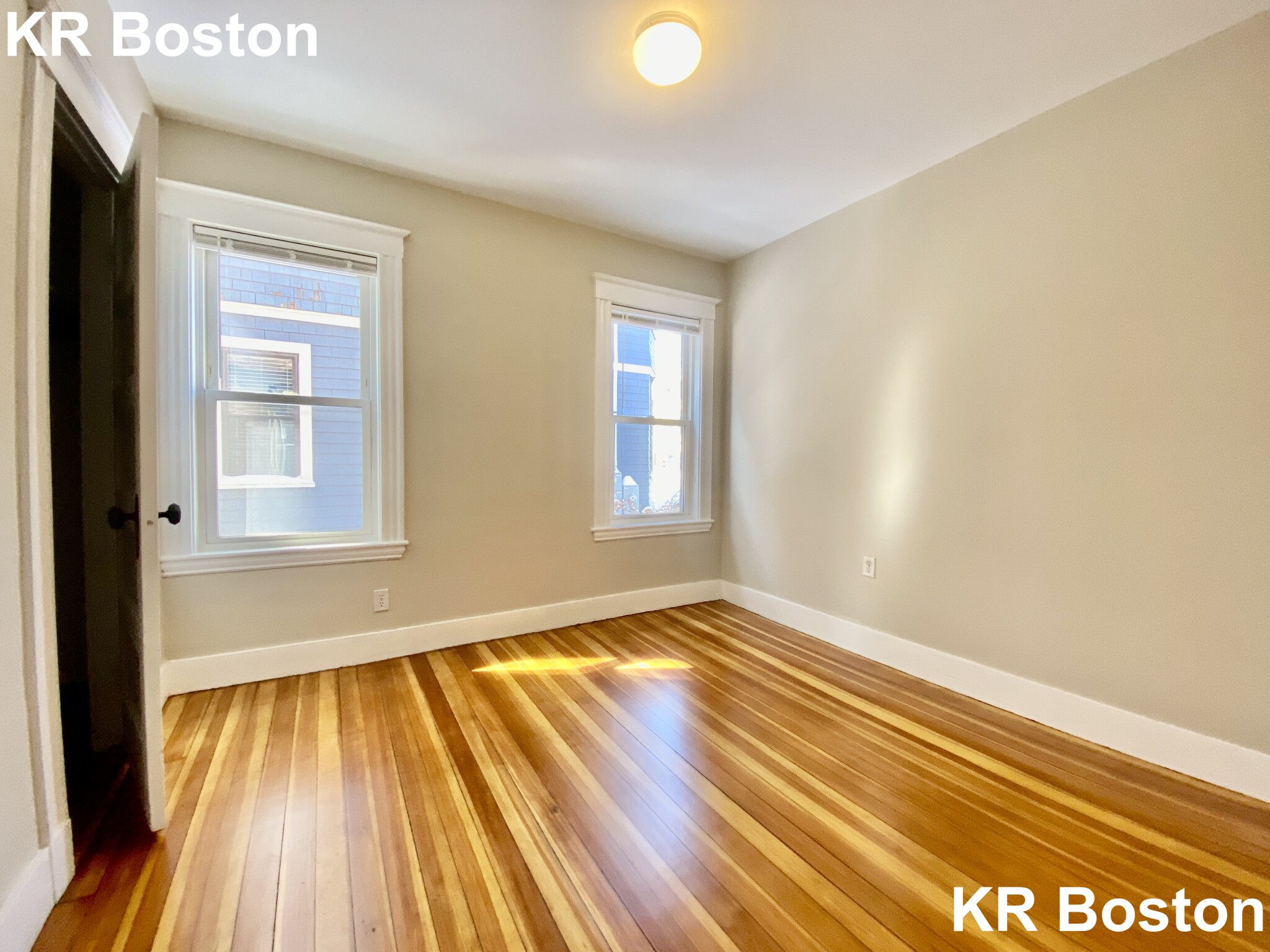 4 bed, 2 bath apartment for rent at 26 Cambridge Terrance Unit 1, Porter Square — photo 3 of 4