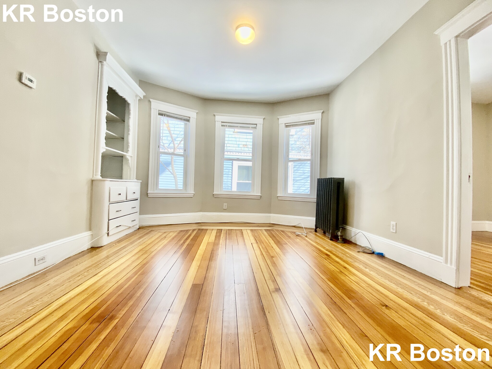4 bed, 2 bath apartment for rent at 26 Cambridge Terrance Unit 1, Porter Square — photo 4 of 4