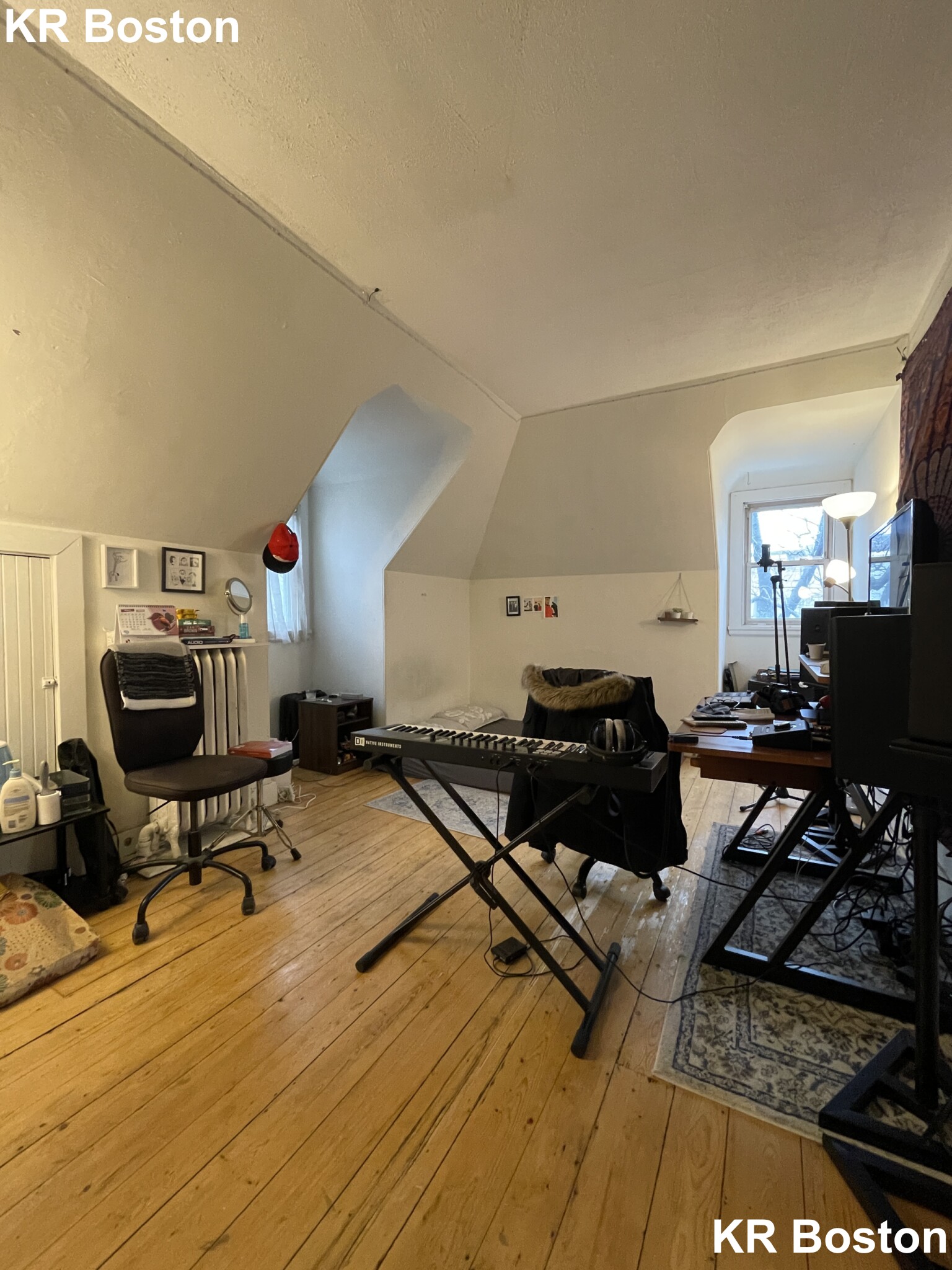 6 bed, 2 bath apartment for rent at 33 Imrie Rd Unit 1, Allston — photo 15 of 59