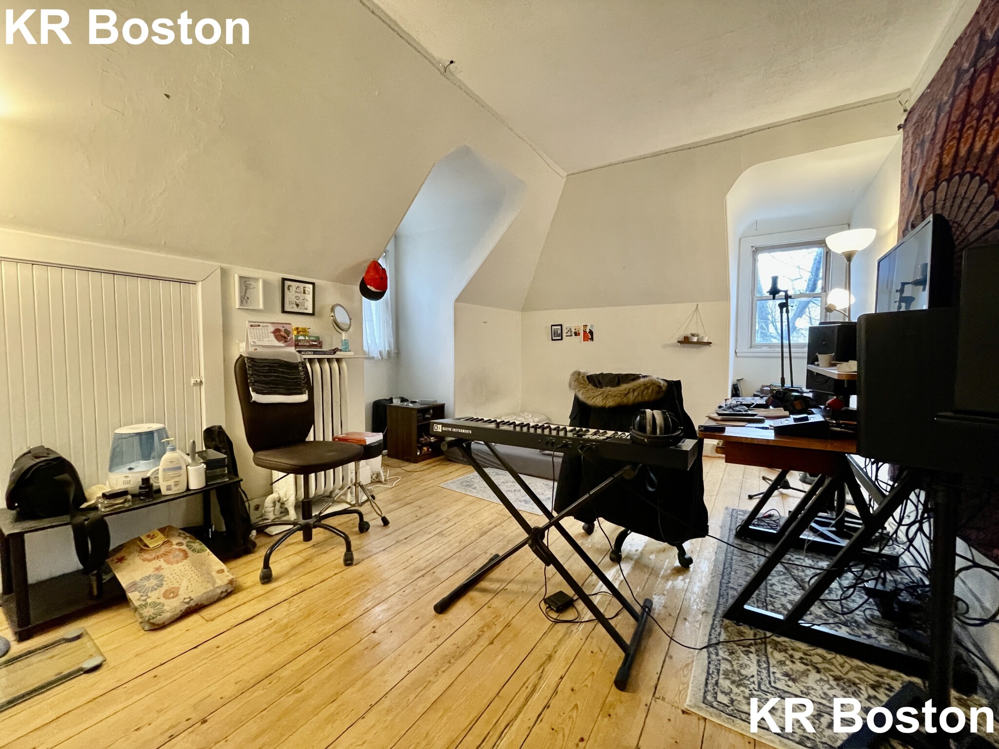 6 bed, 2 bath apartment for rent at 33 Imrie Rd Unit 1, Allston — photo 44 of 59
