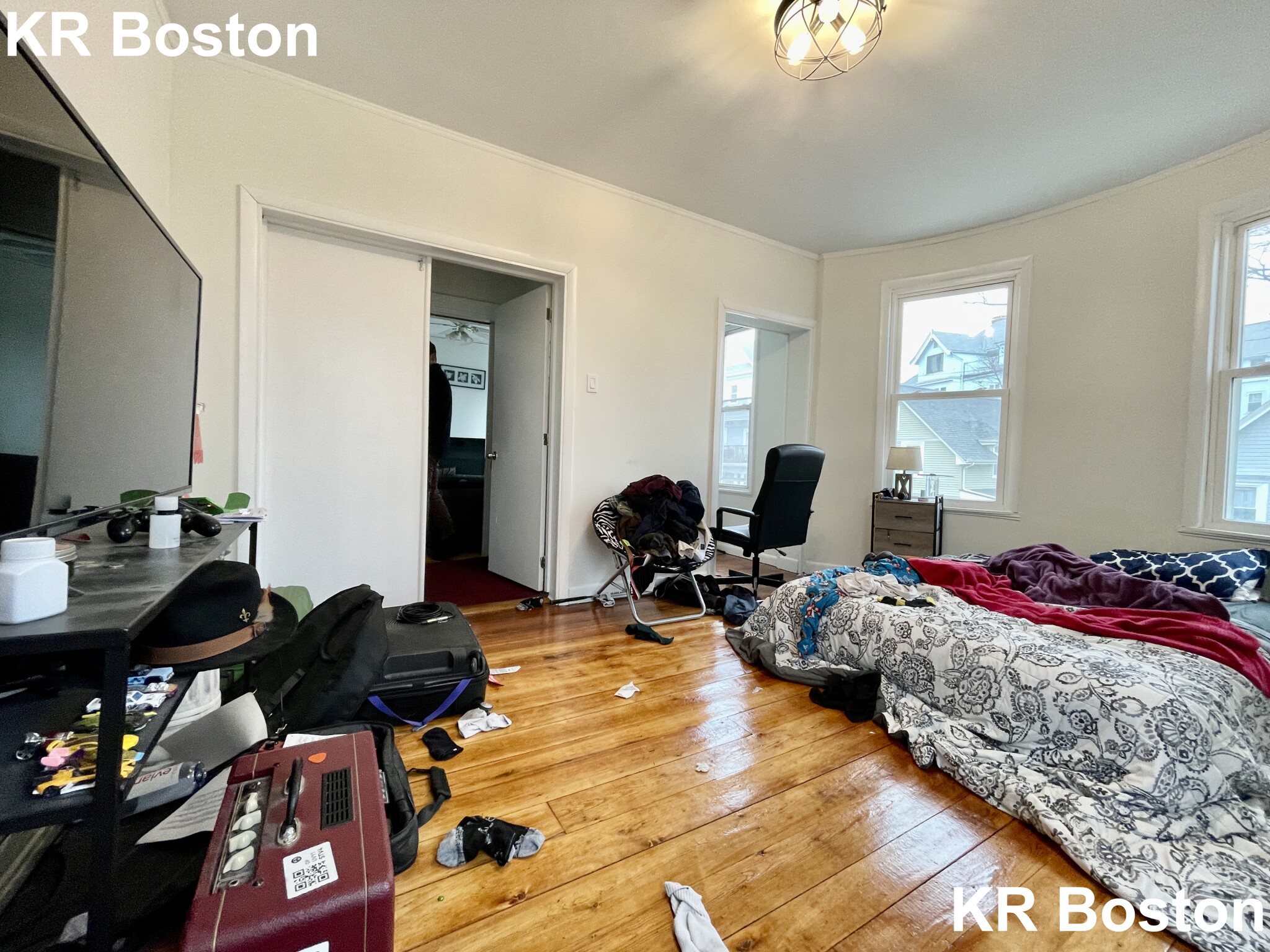 6 bed, 2 bath apartment for rent at 33 Imrie Rd Unit 1, Allston — photo 34 of 59
