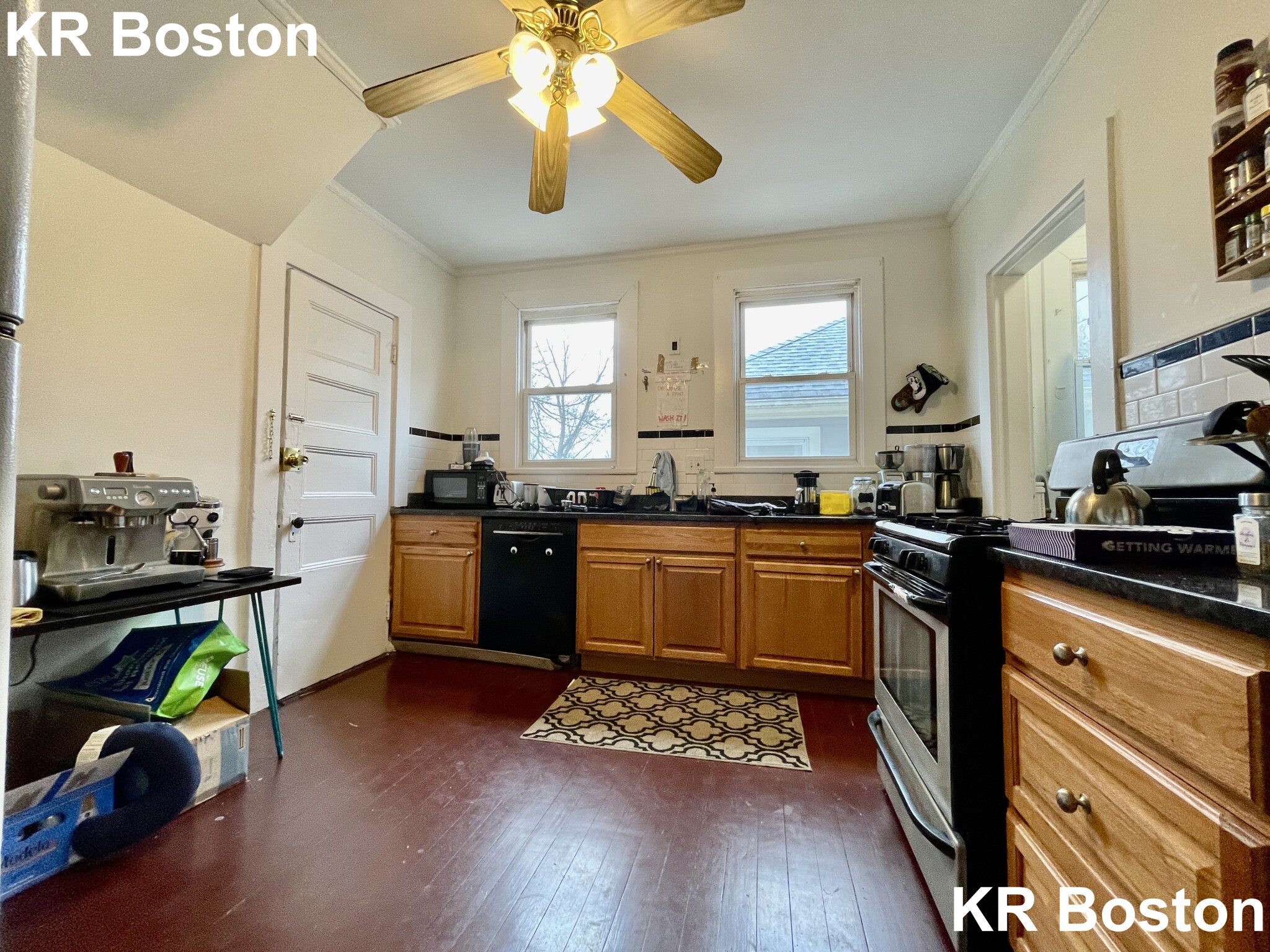 6 bed, 2 bath apartment for rent at 33 Imrie Rd Unit 1, Allston — photo 42 of 59