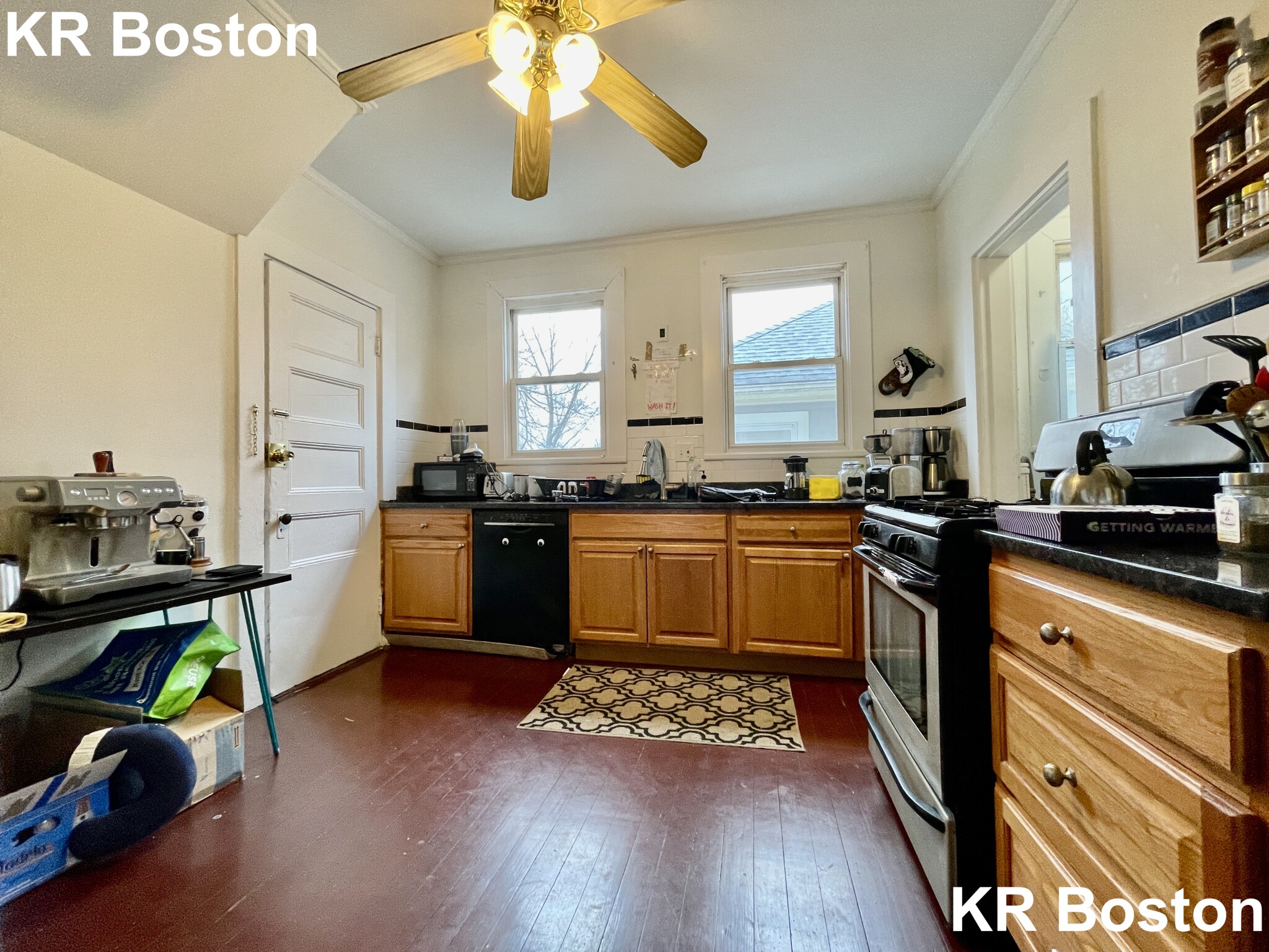 6 bed, 2 bath apartment for rent at 33 Imrie Rd Unit 1, Allston — photo 21 of 59