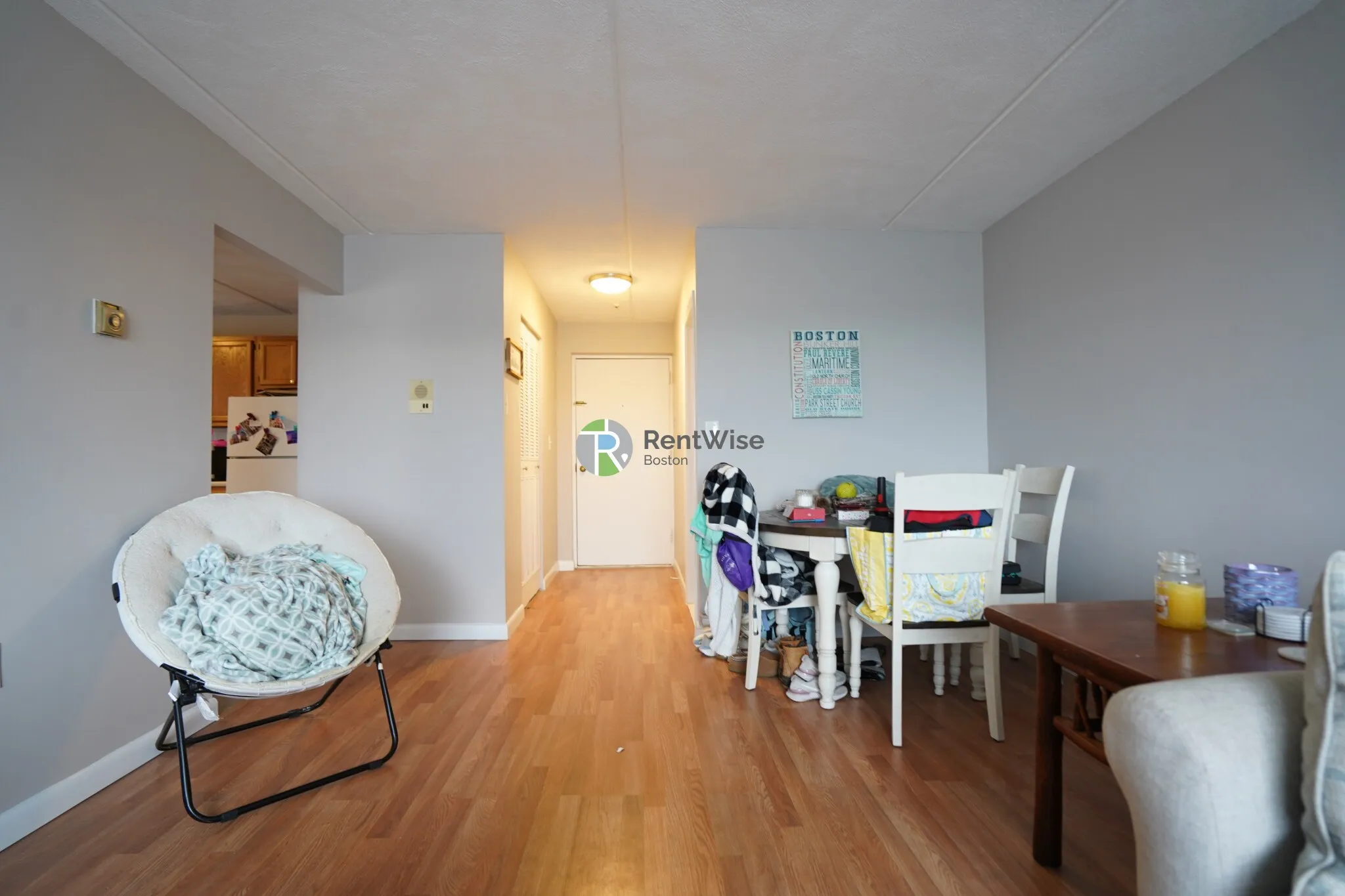 12 Cottage Ct, Nonantum