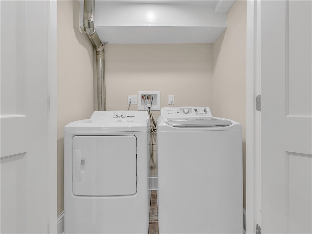 2031 Commonwealth Ave, Newton