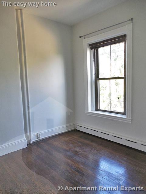 110 Willow St, Inman Square