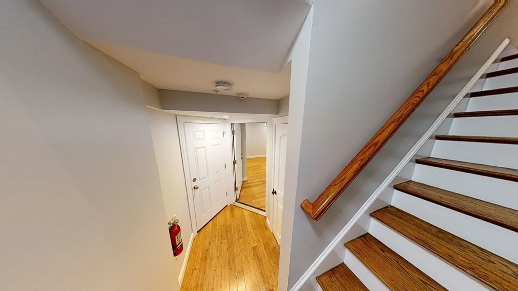 27 Chestnut Ave, Jamaica Plain