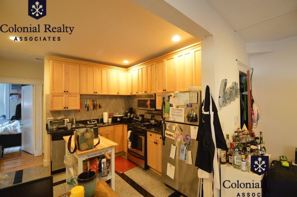 77 Babcock St, Coolidge Corner