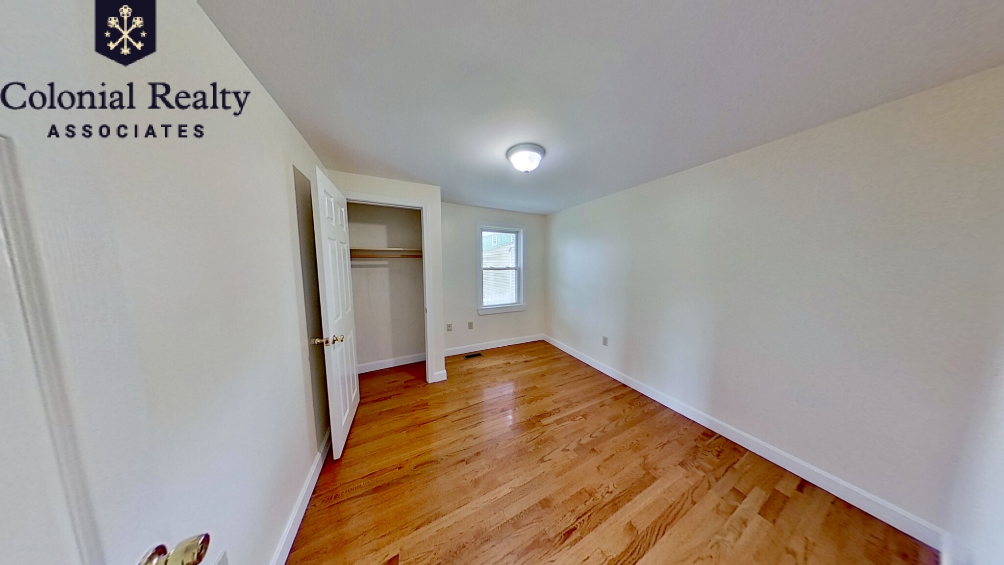 8 Hearn St, East Watertown