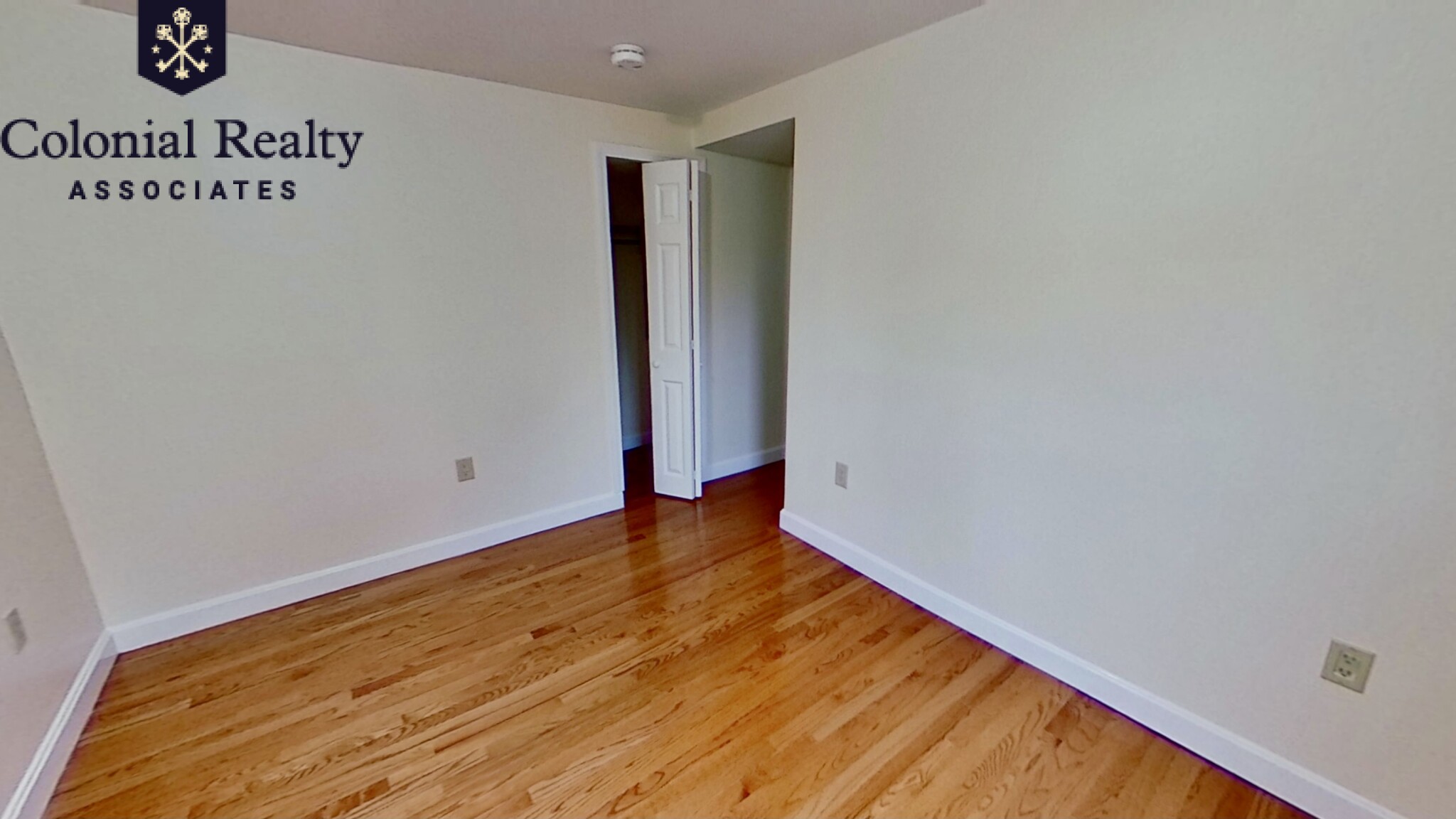 8 Hearn St, East Watertown