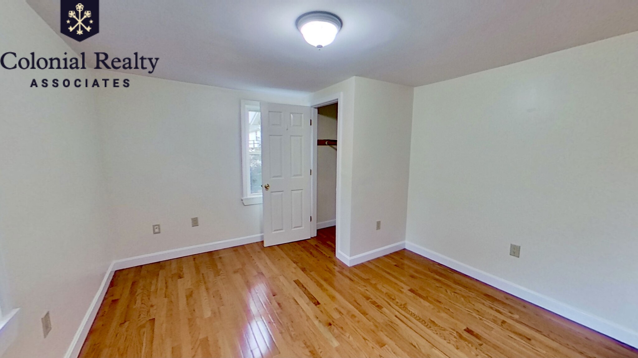 8 Hearn St, East Watertown