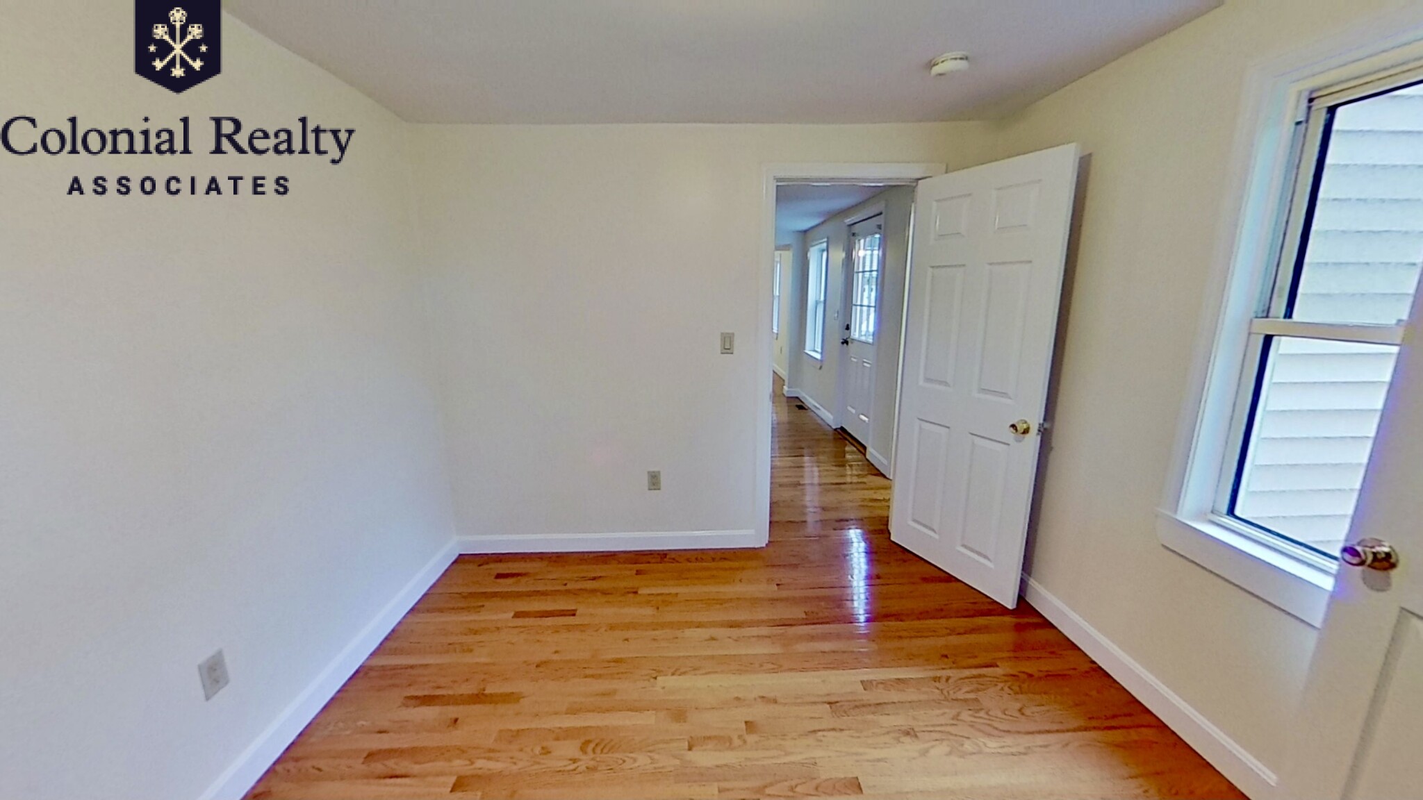 8 Hearn St, East Watertown