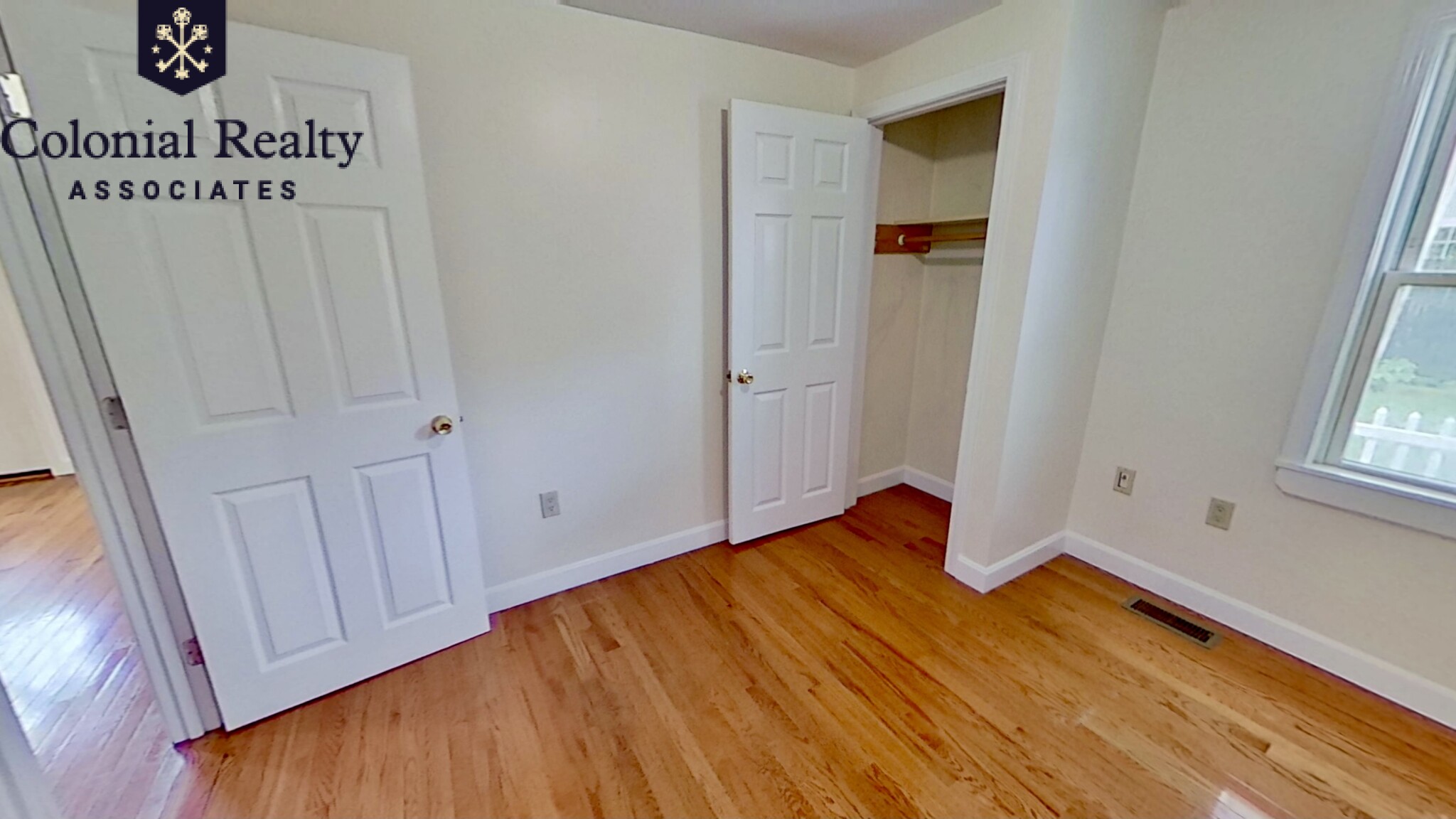 8 Hearn St, East Watertown