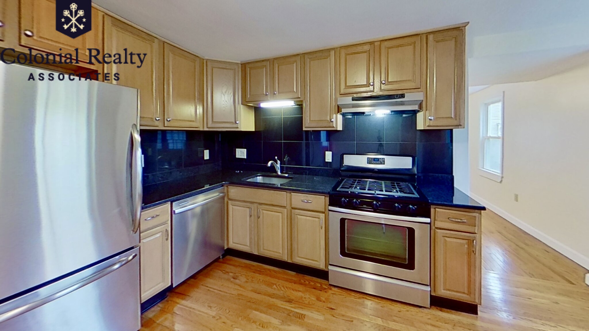 8 Hearn St, East Watertown