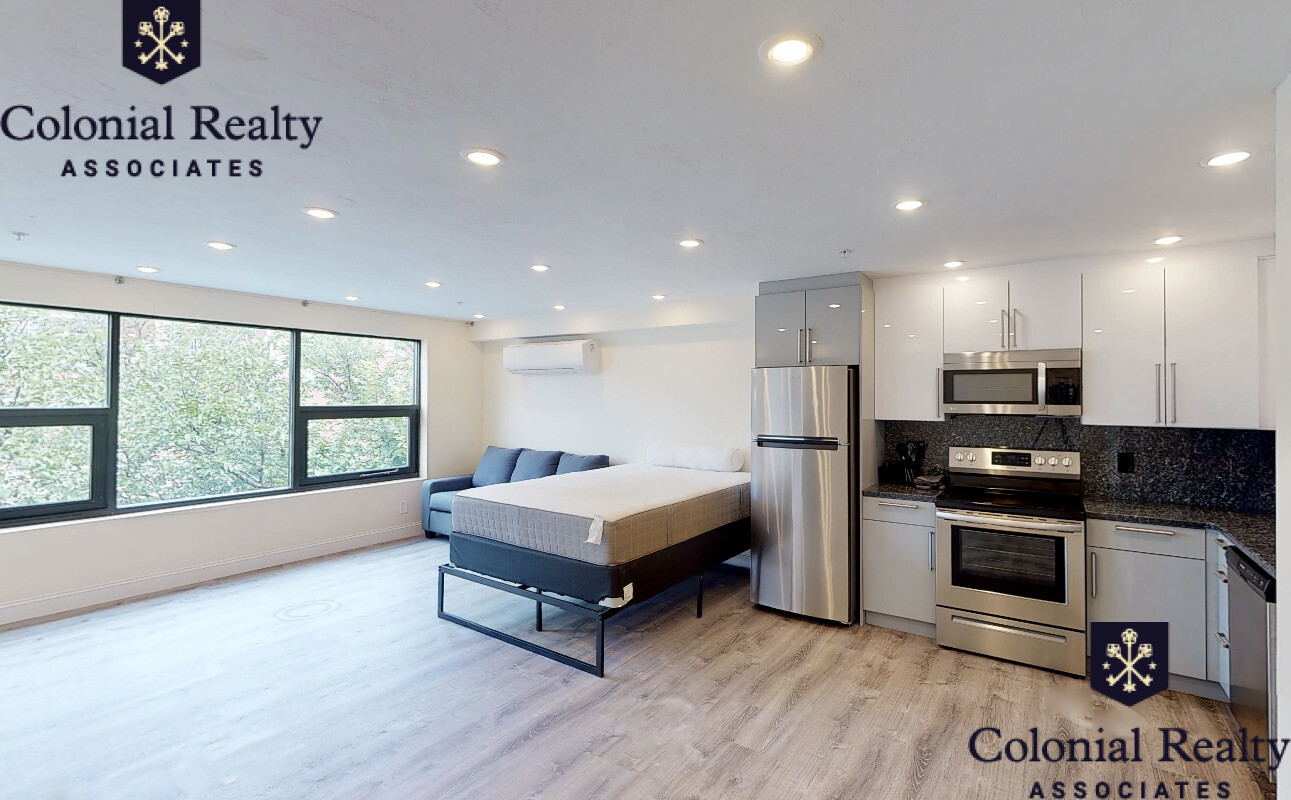 1032 Commonwealth Ave, Coolidge Corner