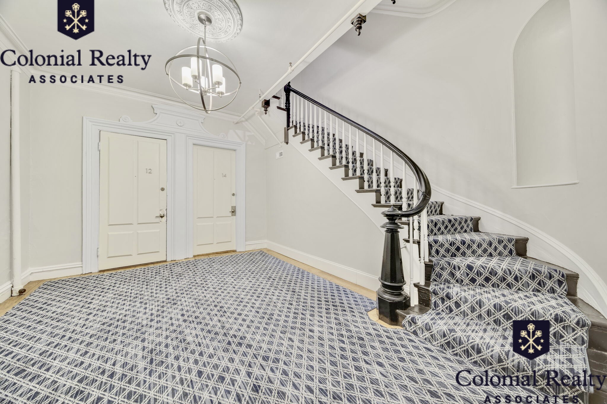 92 Charles St, Beacon Hill