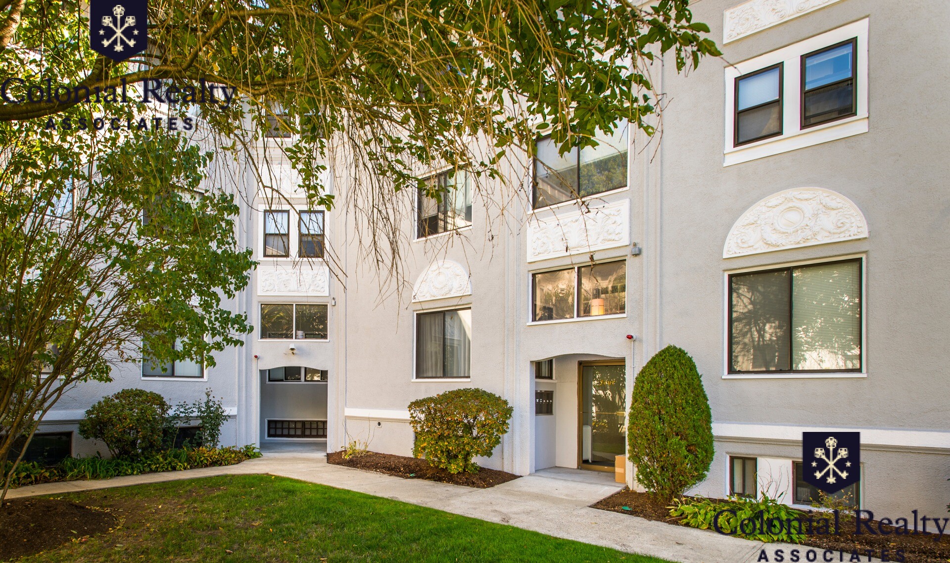 230 Walnut St, Newtonville