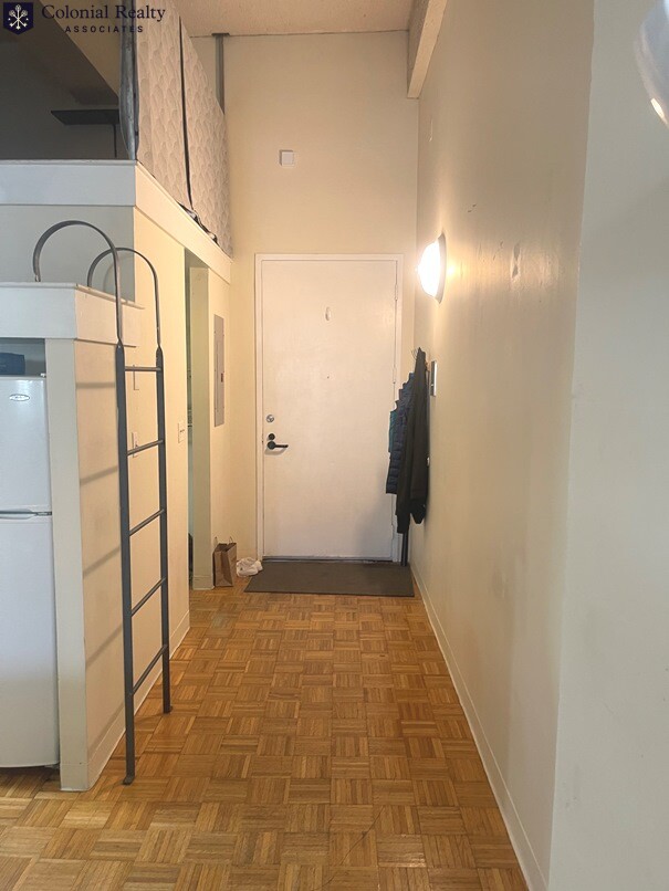 57 Brookline Ave, Fenway