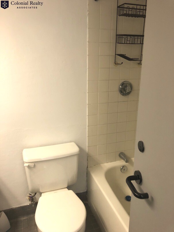 57 Brookline Ave, Fenway